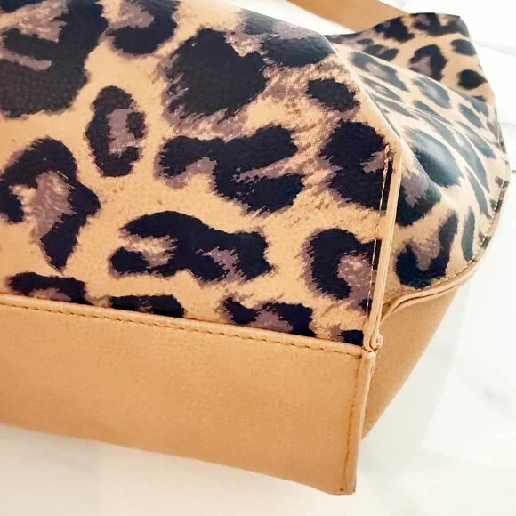 Barneys New York Animal Print Leather Brown Tote Bag w/ Pouch NEW - Picture 4 of 13